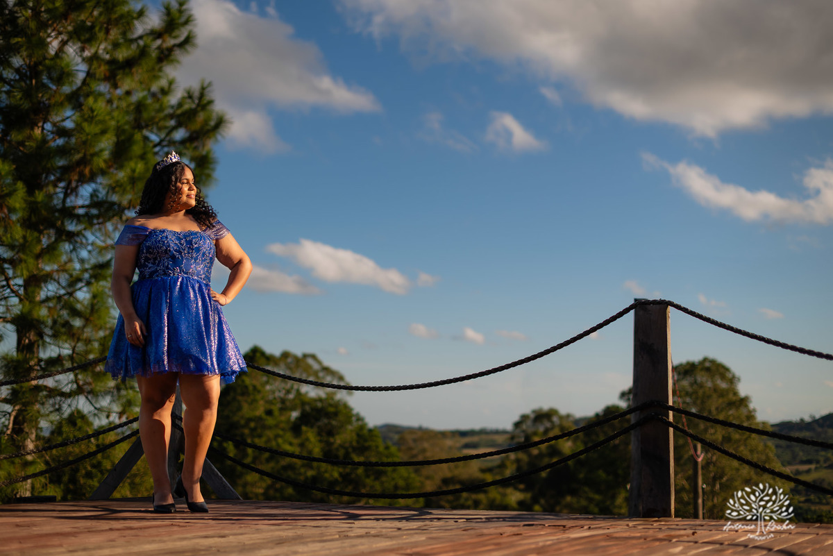 ensaio 15 anos - fotografia debutante - fotos 15 anos Pelotas - ensaio debutante Parque Stone Land - pôr do sol fotos debutante - fotografia espontânea - ensaio externo 15 anos - fotógrafos em Pelotas - Antonio Rocha Fotografias - vestido de 15
