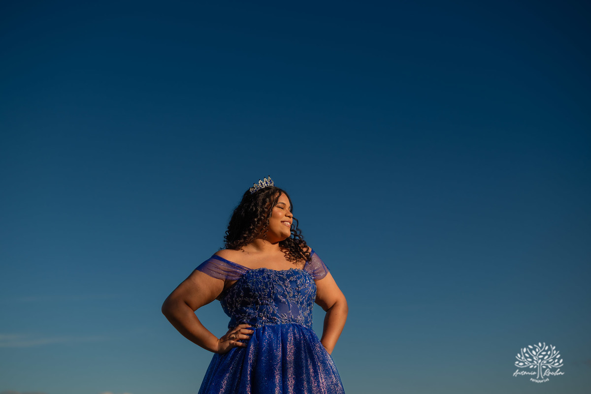 ensaio 15 anos - fotografia debutante - fotos 15 anos Pelotas - ensaio debutante Parque Stone Land - pôr do sol fotos debutante - fotografia espontânea - ensaio externo 15 anos - fotógrafos em Pelotas - Antonio Rocha Fotografias - vestido de 15