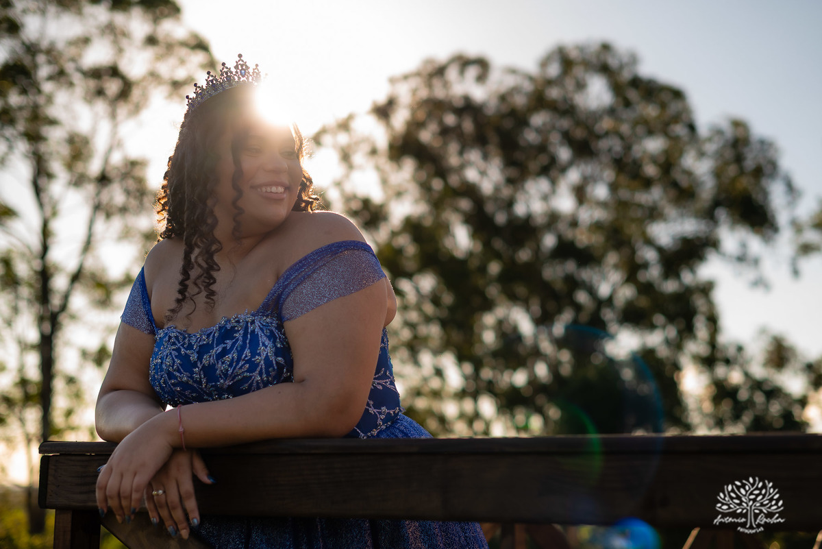 ensaio 15 anos - fotografia debutante - fotos 15 anos Pelotas - ensaio debutante Parque Stone Land - pôr do sol fotos debutante - fotografia espontânea - ensaio externo 15 anos - fotógrafos em Pelotas - Antonio Rocha Fotografias - vestido de 15