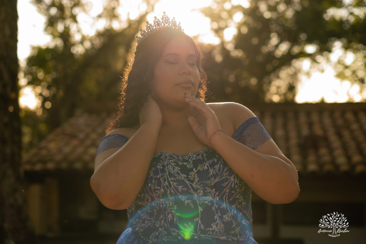 ensaio 15 anos - fotografia debutante - fotos 15 anos Pelotas - ensaio debutante Parque Stone Land - pôr do sol fotos debutante - fotografia espontânea - ensaio externo 15 anos - fotógrafos em Pelotas - Antonio Rocha Fotografias - vestido de 15