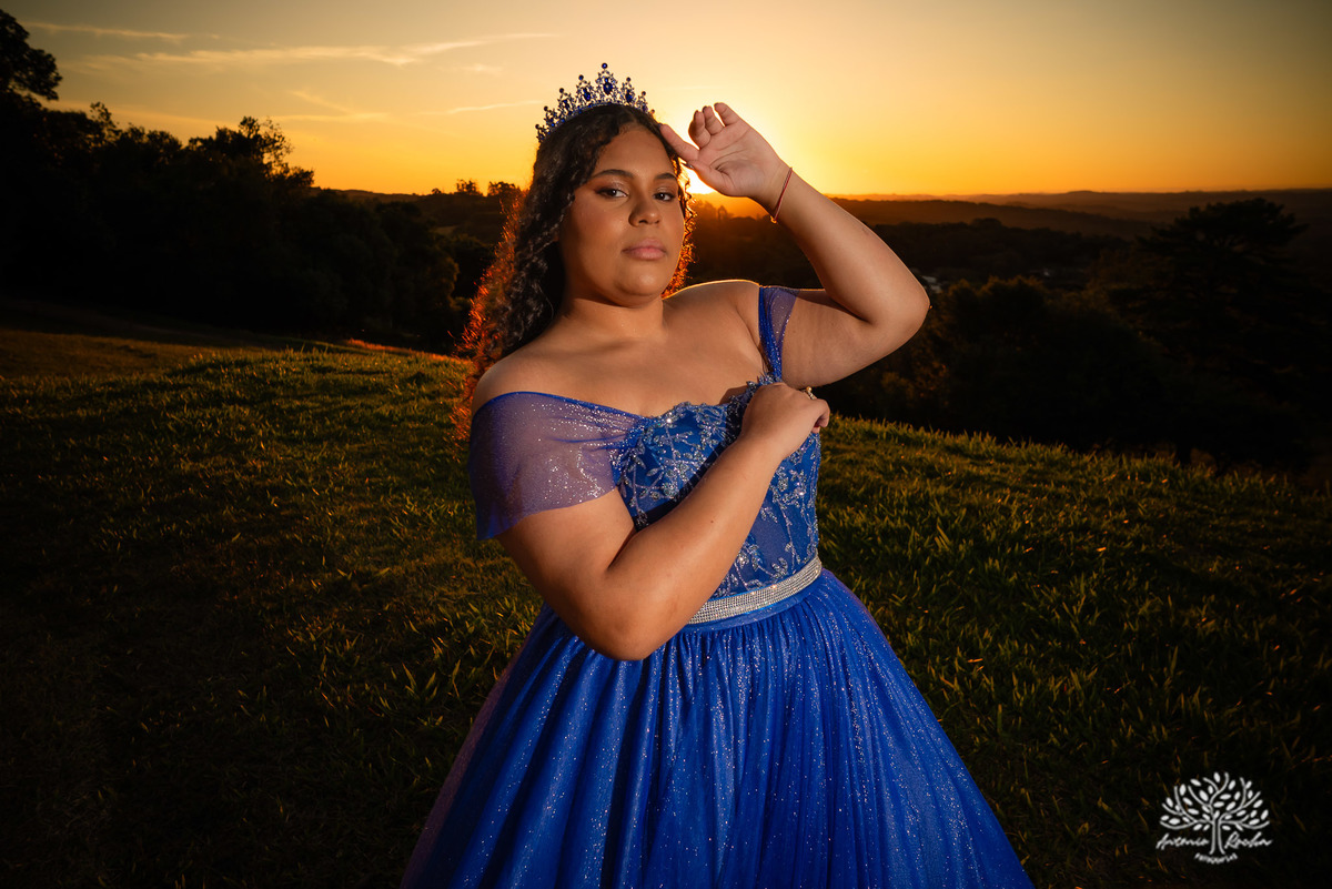 ensaio 15 anos - fotografia debutante - fotos 15 anos Pelotas - ensaio debutante Parque Stone Land - pôr do sol fotos debutante - fotografia espontânea - ensaio externo 15 anos - fotógrafos em Pelotas - Antonio Rocha Fotografias - vestido de 15