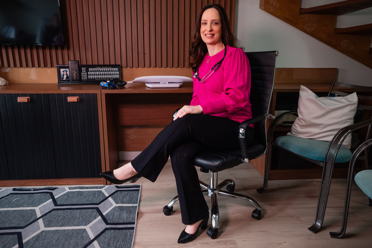 ensaio profissional - fotografia corporativa - fotos profissionais - fotografia de médicos - fotografia de profissionais da saúde - fotografia humanizada - retrato profissional - conexão com  público - ensaio autêntico - Pelotas - Antonio Rocha Fotografia