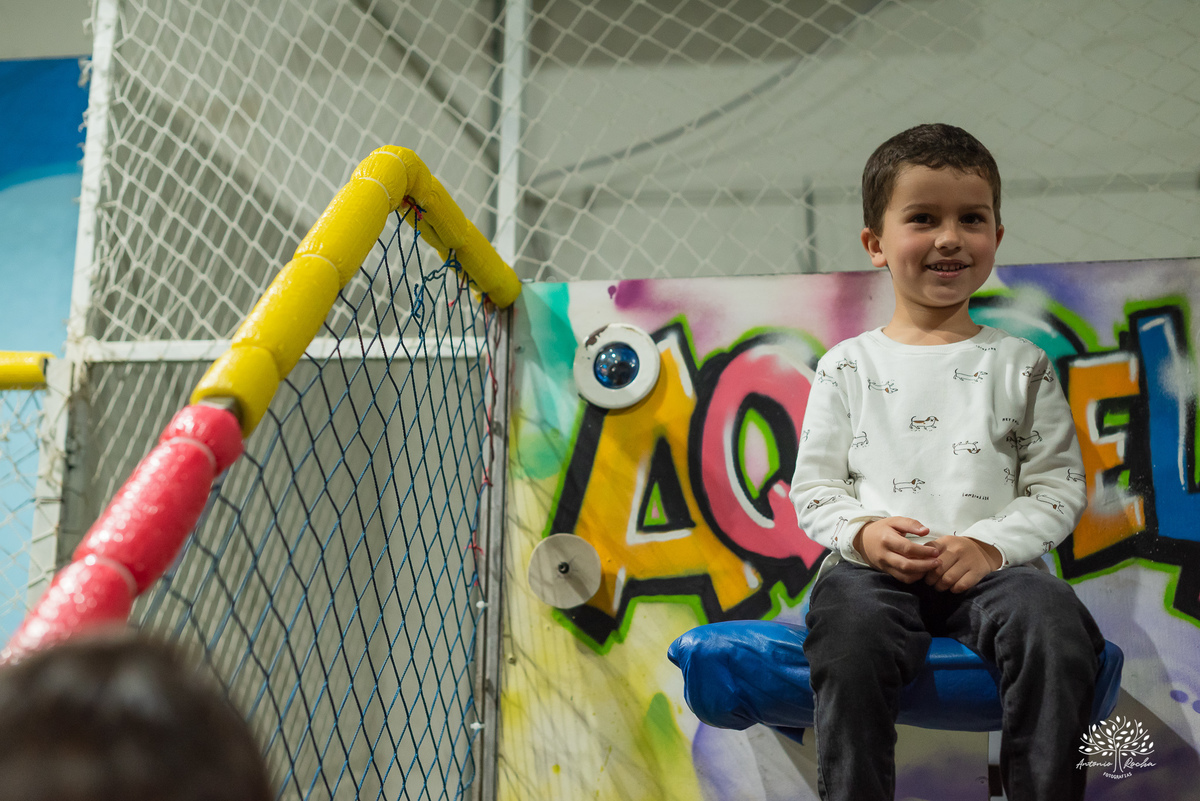 aniversário 5 anos Rodrigo - festa infantil - fotografia de aniversário - fotos espontâneas - super-herói Homem-Aranha - decoração festa Homem-Aranha - Zé Neto Eventos - Meu Herói Oficial - fotógrafo de festas em Pelotas - Antonio Rocha Fotografias - doce