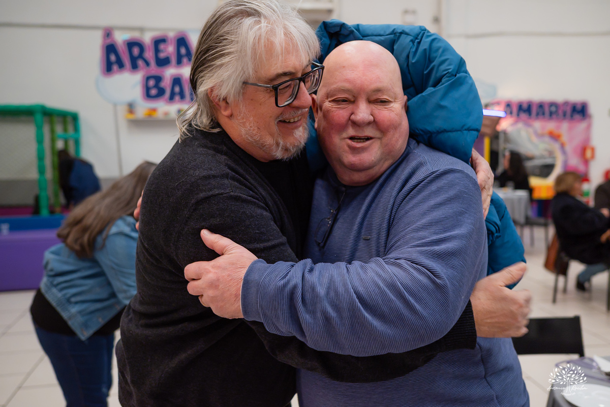 fotografia de aniversário infantil - fotógrafo em Pelotas - fotos criativas de crianças - fotos de família - ensaio infantil - decoração de festa infantil - Homem-Aranha festa - super-heróis  - Cliff Kids -  Antonio Rocha Fotografias- Renata Dalbann