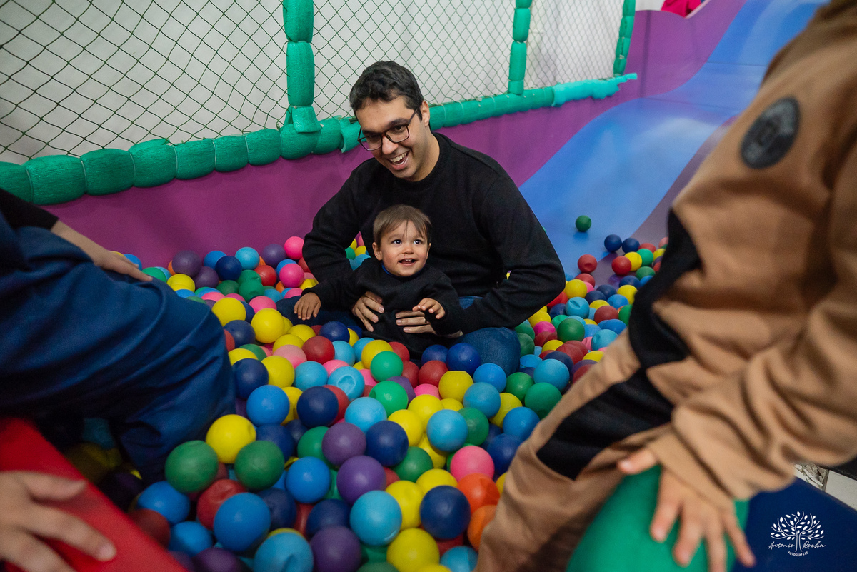 fotografia de aniversário infantil - fotógrafo em Pelotas - fotos criativas de crianças - fotos de família - ensaio infantil - decoração de festa infantil - Homem-Aranha festa - super-heróis  - Cliff Kids -  Antonio Rocha Fotografias- Renata Dalbann