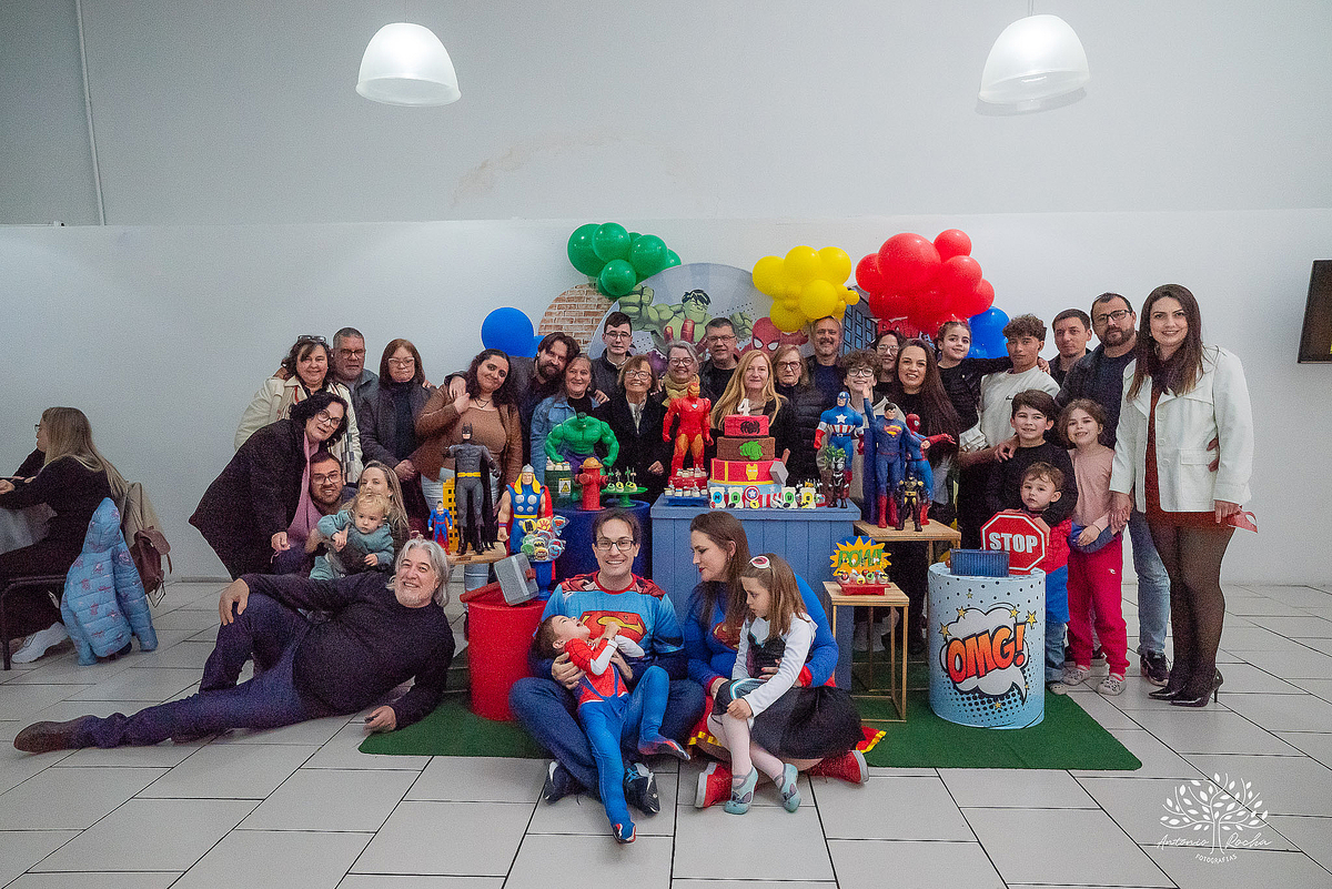 fotografia de aniversário infantil - fotógrafo em Pelotas - fotos criativas de crianças - fotos de família - ensaio infantil - decoração de festa infantil - Homem-Aranha festa - super-heróis  - Cliff Kids -  Antonio Rocha Fotografias- Renata Dalbann