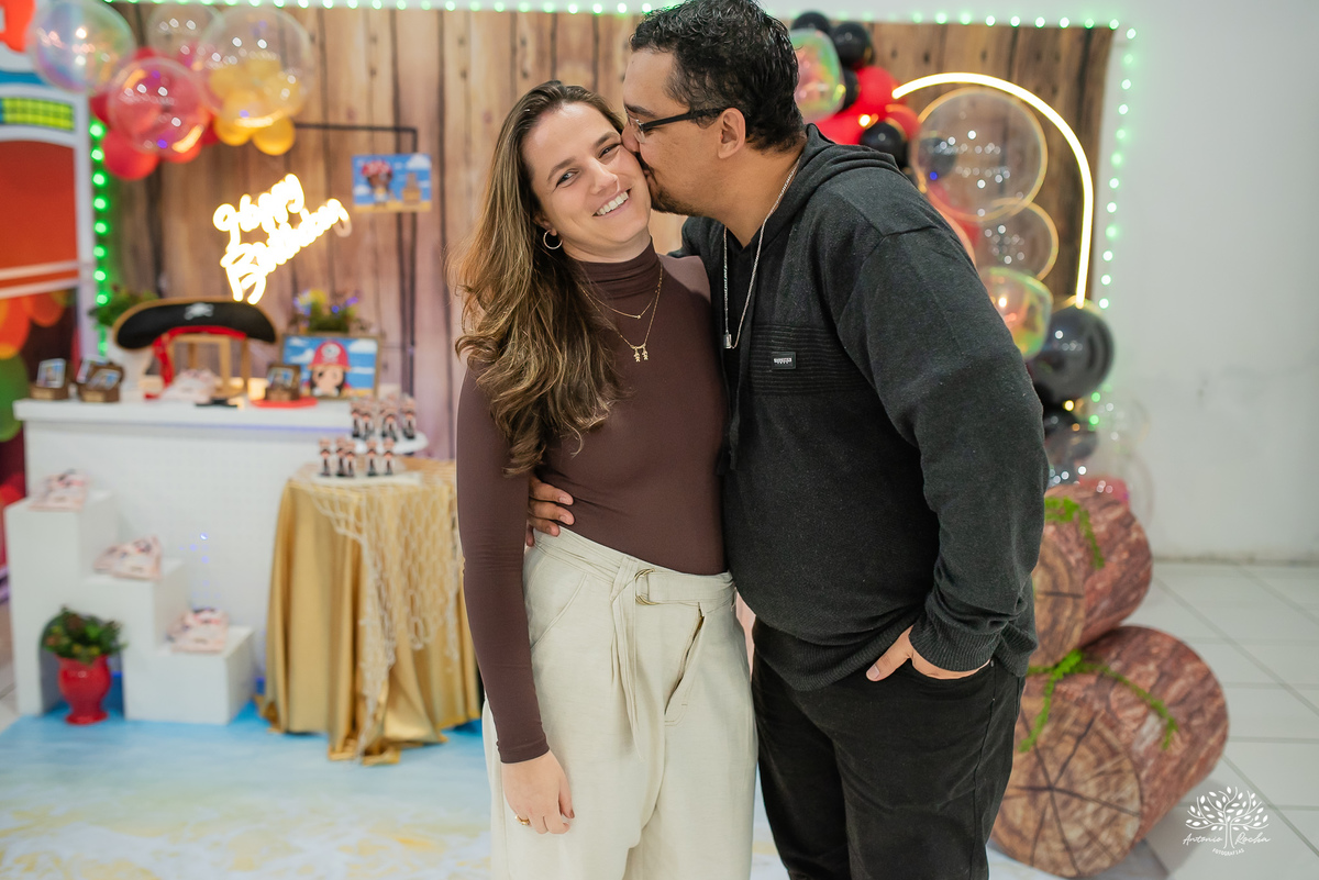 fotografia infantil - festa pirata - fotos criativas - fotografia de aniversário - fotógrafo em Pelotas - Antonio Rocha Fotografias - infância e memórias - fotografia espontânea - Arte e Riso - fotografia de família - fotos divertidas - parabéns - docinho