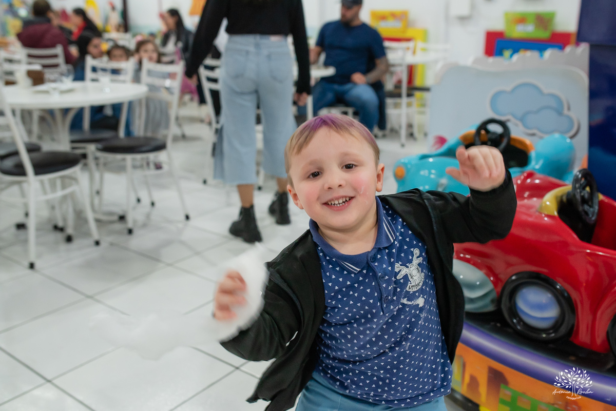 fotografia infantil - festa pirata - fotos criativas - fotografia de aniversário - fotógrafo em Pelotas - Antonio Rocha Fotografias - infância e memórias - fotografia espontânea - Arte e Riso - fotografia de família - fotos divertidas - parabéns - docinho