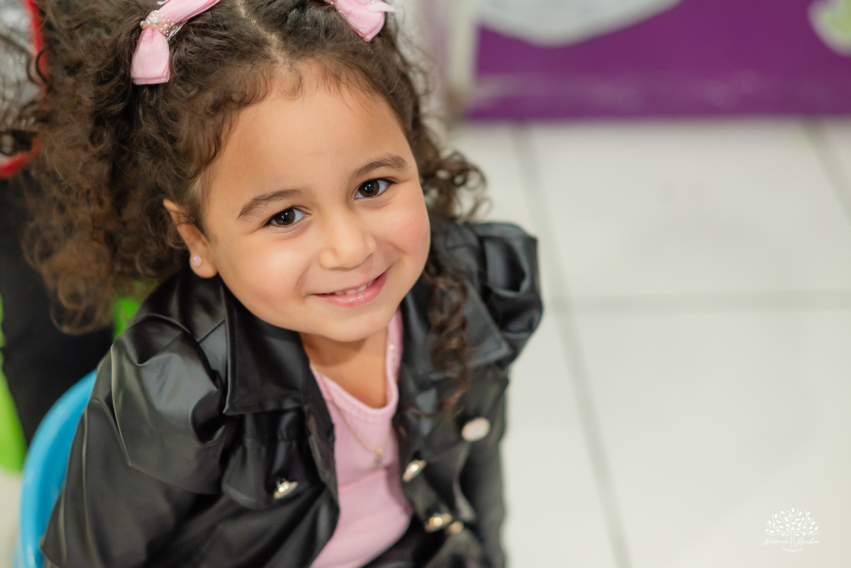 fotografia infantil - festa pirata - fotos criativas - fotografia de aniversário - fotógrafo em Pelotas - Antonio Rocha Fotografias - infância e memórias - fotografia espontânea - Arte e Riso - fotografia de família - fotos divertidas - parabéns - docinho