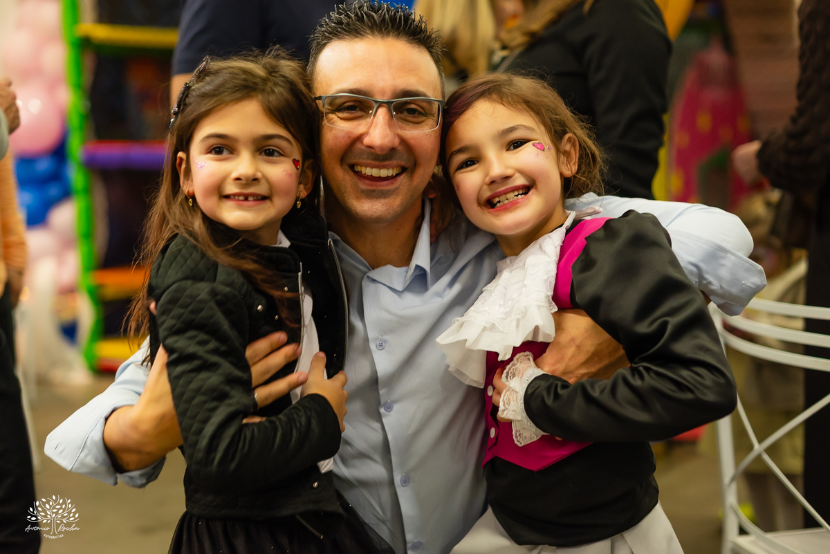 aniversário infantil - fotografia infantil - fotógrafia de aniversário - Candy Club - decoração Monster High - fotos espontâneas - fotografia de família - Antonio Rocha Fotografias - registrar Pelotas - lembranças de infância - tirolesa - touro mecanico