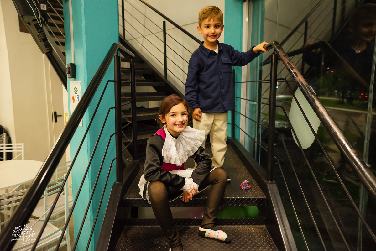 aniversário infantil - fotografia infantil - fotógrafia de aniversário - Candy Club - decoração Monster High - fotos espontâneas - fotografia de família - Antonio Rocha Fotografias - registrar Pelotas - lembranças de infância - tirolesa - touro mecanico