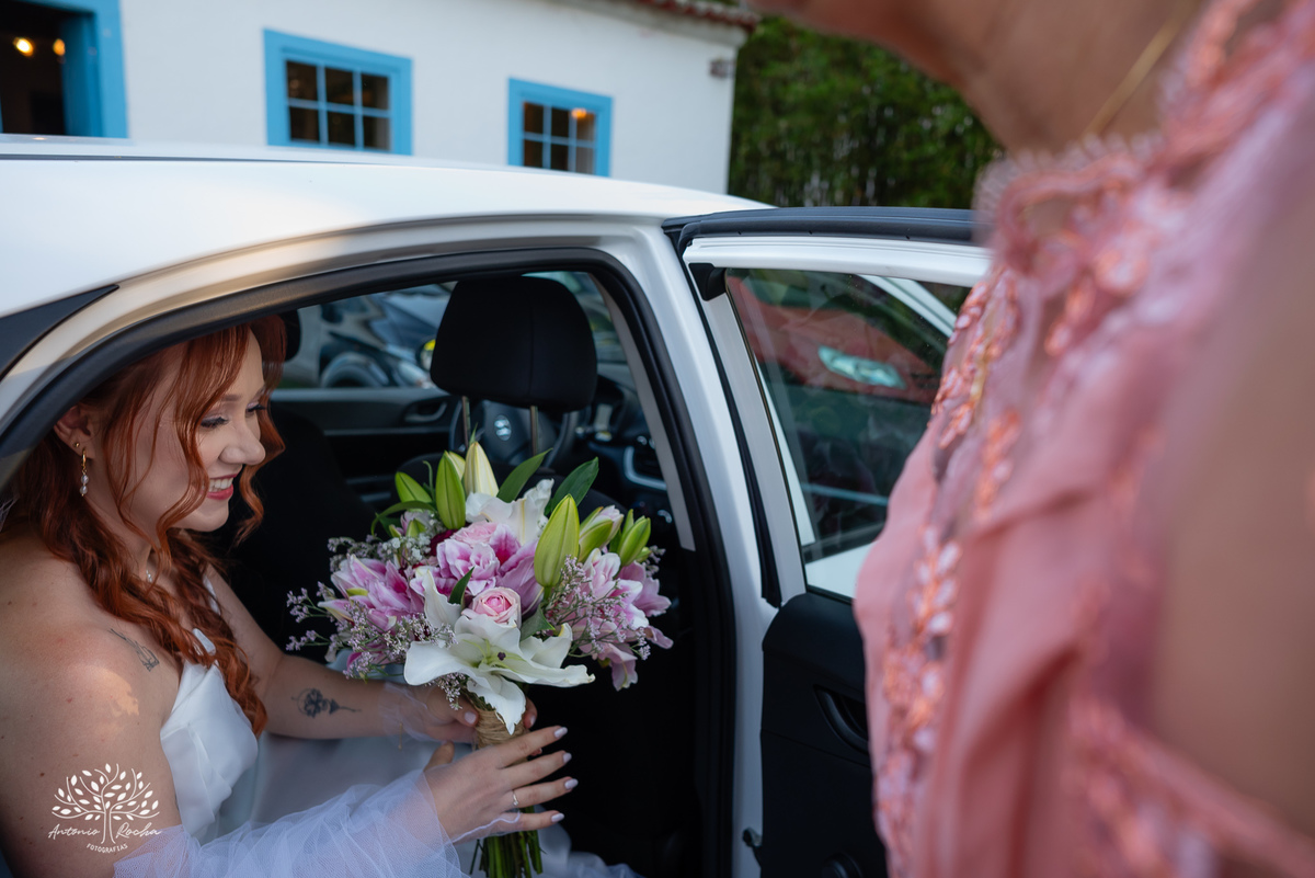 fotógrafos de casamento Pelotas - making of da noiva e do noivo - Quinta Dom Manuel - cerimônia de casamento - festa de casamento animada - dança dos noivos - Vini e Banda - hora do buquê - pré-wedding - Antonio Rocha Fotografias - Renata Dalbann