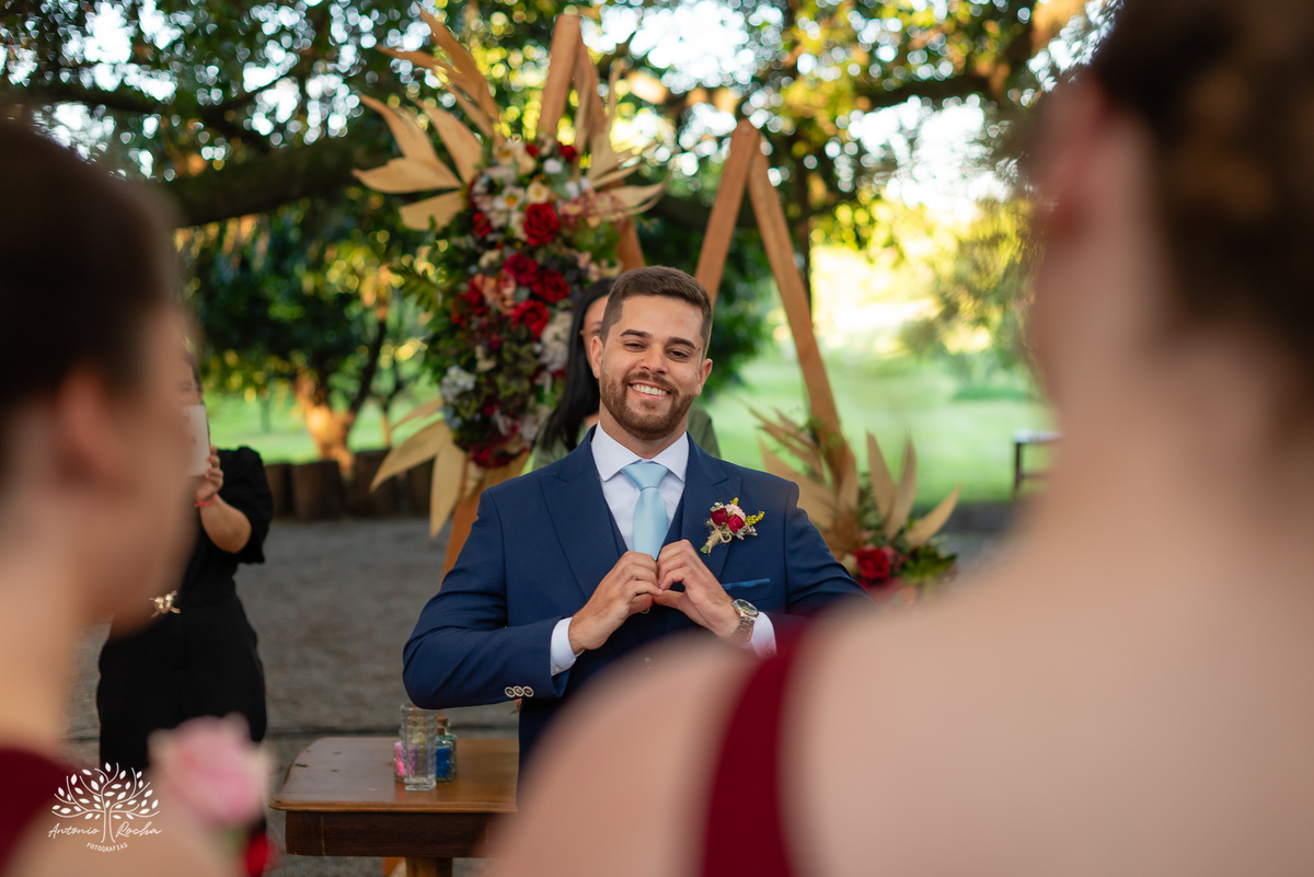 fotógrafos de casamento Pelotas - making of da noiva e do noivo - Quinta Dom Manuel - cerimônia de casamento - festa de casamento animada - dança dos noivos - Vini e Banda - hora do buquê - pré-wedding - Antonio Rocha Fotografias - Renata Dalbann