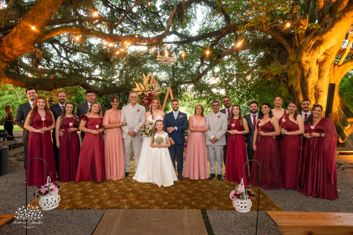 fotógrafos de casamento Pelotas - making of da noiva e do noivo - Quinta Dom Manuel - cerimônia de casamento - festa de casamento animada - dança dos noivos - Vini e Banda - hora do buquê - pré-wedding - Antonio Rocha Fotografias - Renata Dalbann