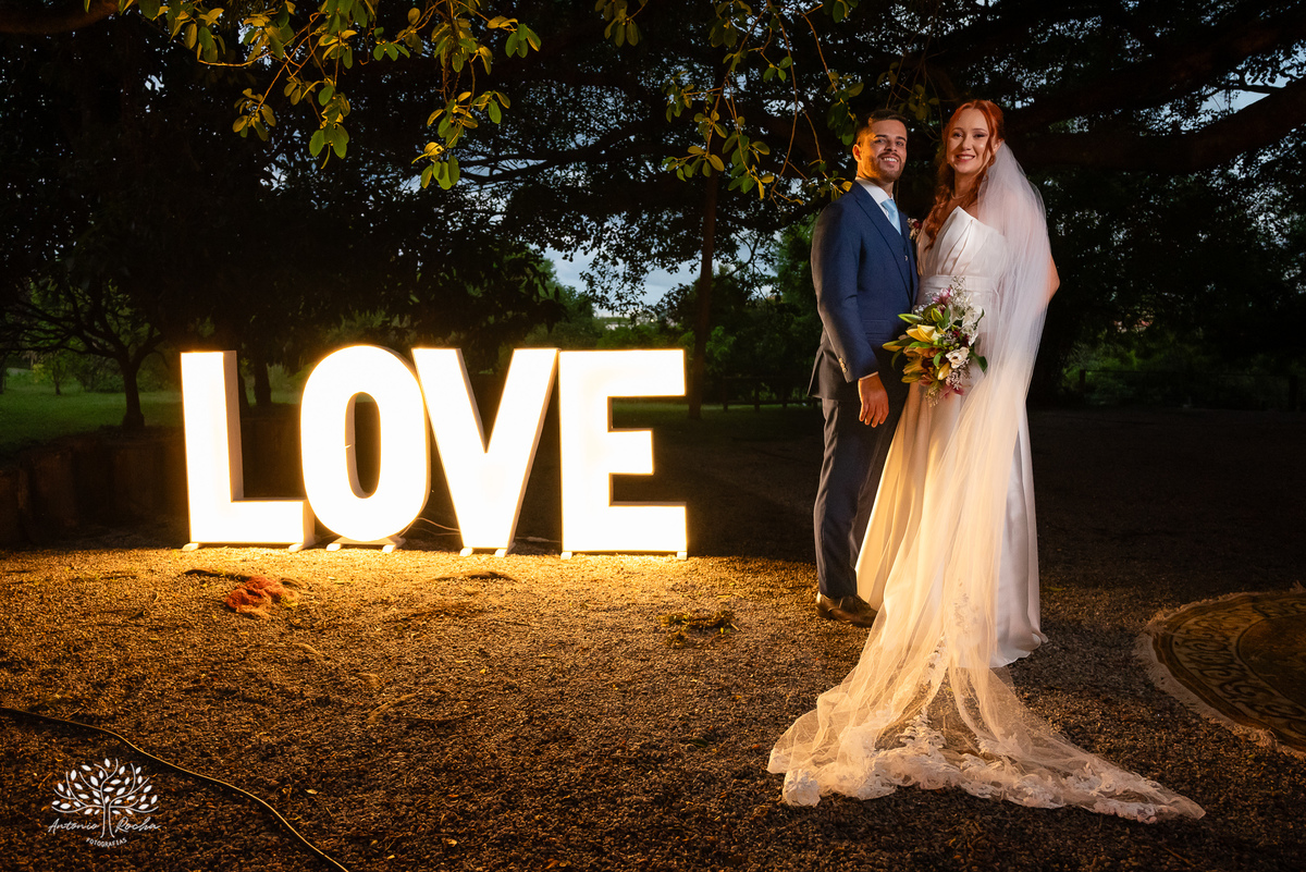 fotógrafos de casamento Pelotas - making of da noiva e do noivo - Quinta Dom Manuel - cerimônia de casamento - festa de casamento animada - dança dos noivos - Vini e Banda - hora do buquê - pré-wedding - Antonio Rocha Fotografias - Renata Dalbann