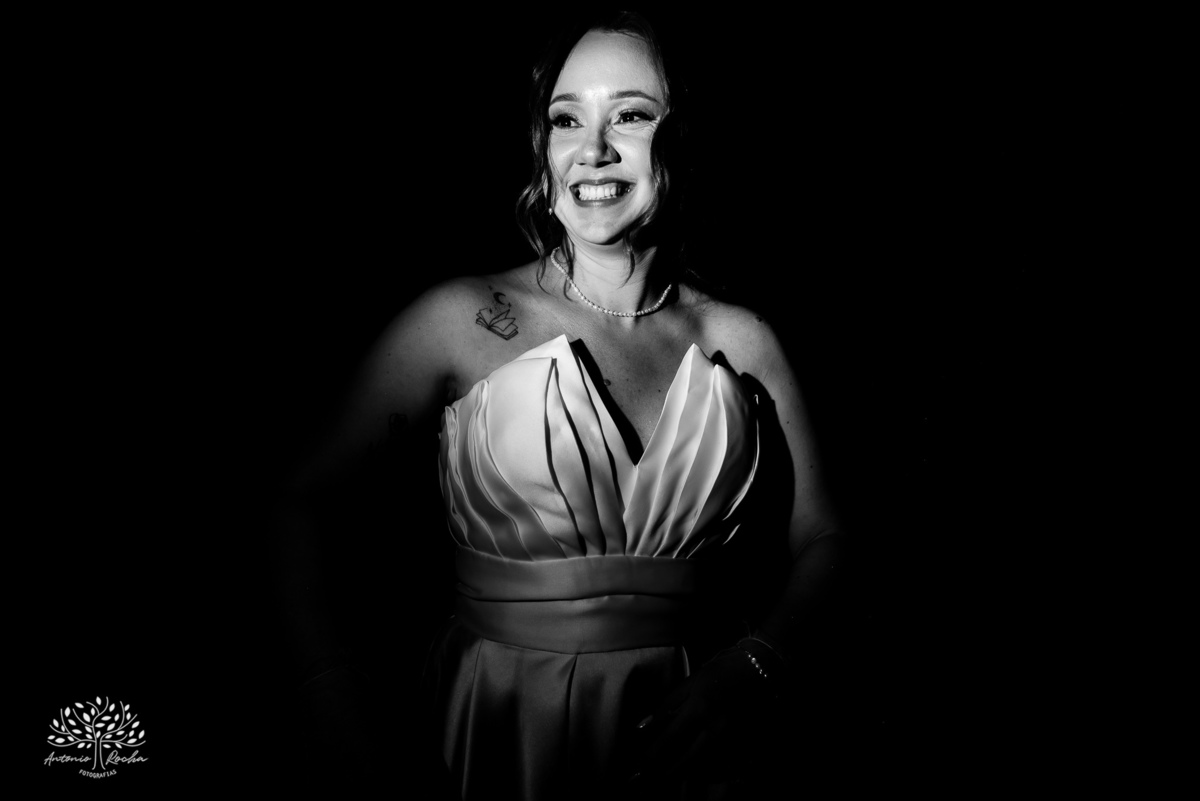 fotógrafos de casamento Pelotas - making of da noiva e do noivo - Quinta Dom Manuel - cerimônia de casamento - festa de casamento animada - dança dos noivos - Vini e Banda - hora do buquê - pré-wedding - Antonio Rocha Fotografias - Renata Dalbann