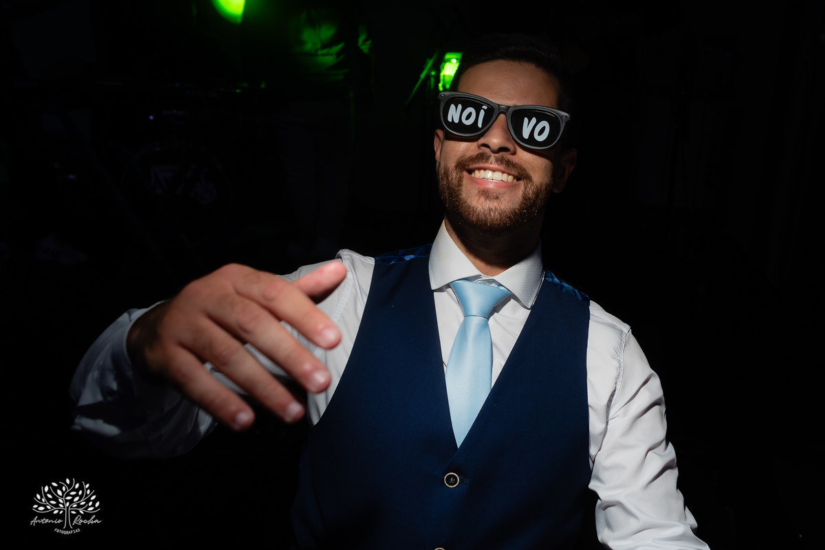 fotógrafos de casamento Pelotas - making of da noiva e do noivo - Quinta Dom Manuel - cerimônia de casamento - festa de casamento animada - dança dos noivos - Vini e Banda - hora do buquê - pré-wedding - Antonio Rocha Fotografias - Renata Dalbann