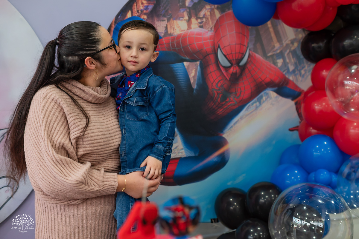aniversário infantil - festa infantil - fotografia de aniversário - fotografia infantil - dose dupla de aniversário - decoração gatinha marie - decoração homem aranha - salão loly pop - fotografia espontânea - antonio rocha fotografias - renata dalbann