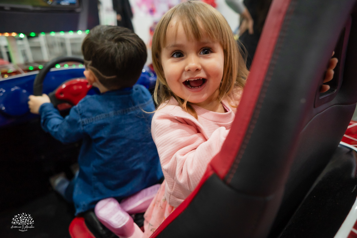 aniversário infantil - festa infantil - fotografia de aniversário - fotografia infantil - dose dupla de aniversário - decoração gatinha marie - decoração homem aranha - salão loly pop - fotografia espontânea - antonio rocha fotografias - renata dalbann