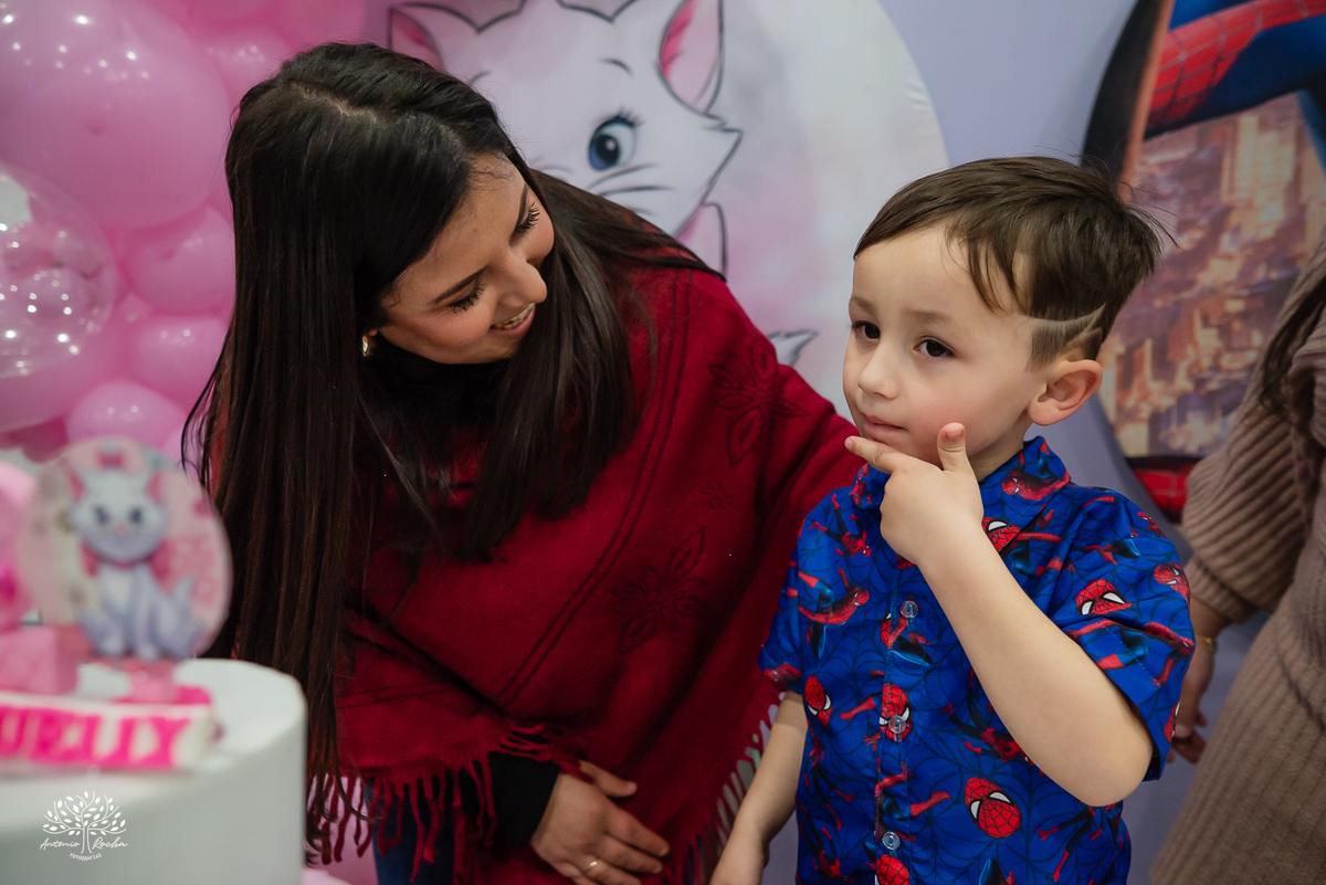 aniversário infantil - festa infantil - fotografia de aniversário - fotografia infantil - dose dupla de aniversário - decoração gatinha marie - decoração homem aranha - salão loly pop - fotografia espontânea - antonio rocha fotografias - renata dalbann