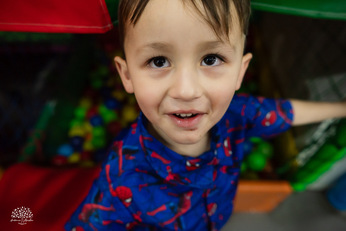 aniversário infantil - festa infantil - fotografia de aniversário - fotografia infantil - dose dupla de aniversário - decoração gatinha marie - decoração homem aranha - salão loly pop - fotografia espontânea - antonio rocha fotografias - renata dalbann