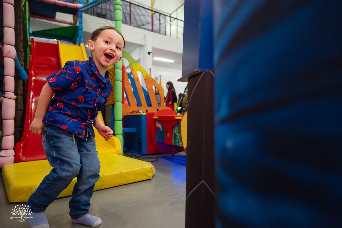 aniversário infantil - festa infantil - fotografia de aniversário - fotografia infantil - dose dupla de aniversário - decoração gatinha marie - decoração homem aranha - salão loly pop - fotografia espontânea - antonio rocha fotografias - renata dalbann