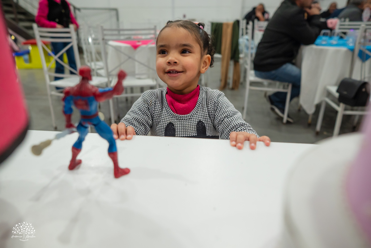 aniversário infantil - festa infantil - fotografia de aniversário - fotografia infantil - dose dupla de aniversário - decoração gatinha marie - decoração homem aranha - salão loly pop - fotografia espontânea - antonio rocha fotografias - renata dalbann