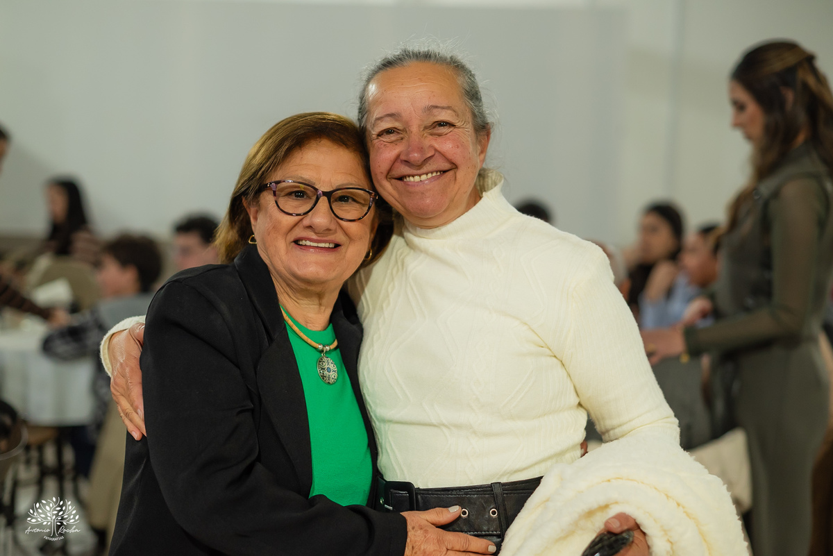 fotografia infantil - festa infantil - Tio Guigui - jardim de margaridas - decoração delicada - fotografia de aniversário - Antonio Rocha Fotografias - ensaio infantil - parabéns animado - olhos brilhantes – pelotas - fotografia de família - playground