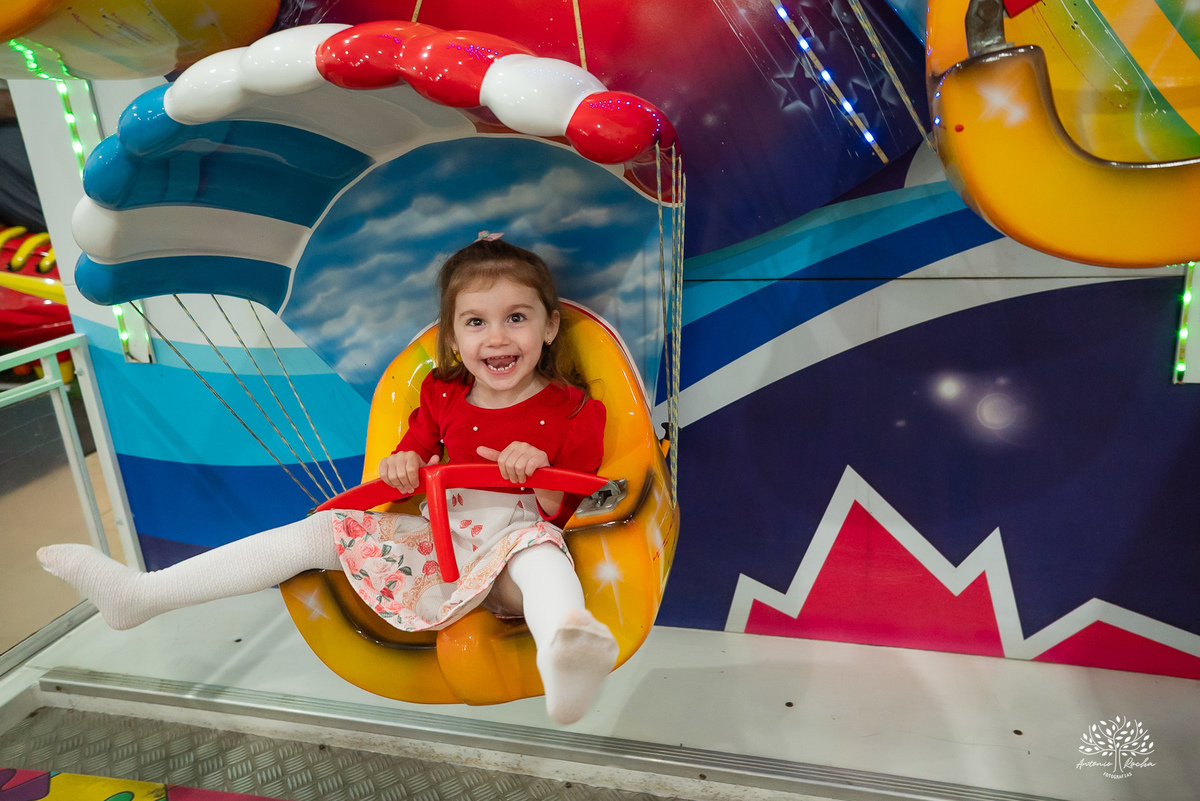 fotografia de aniversário infantil - fotógrafo em Pelotas - xerife Toy Story - fotografia espontânea - fotos de crianças - registros de infância - ensaio infantil - festa no Loly Pop - Antonio Rocha Fotografias – Forky – Garfinho Toy Story - Buzz - Rex