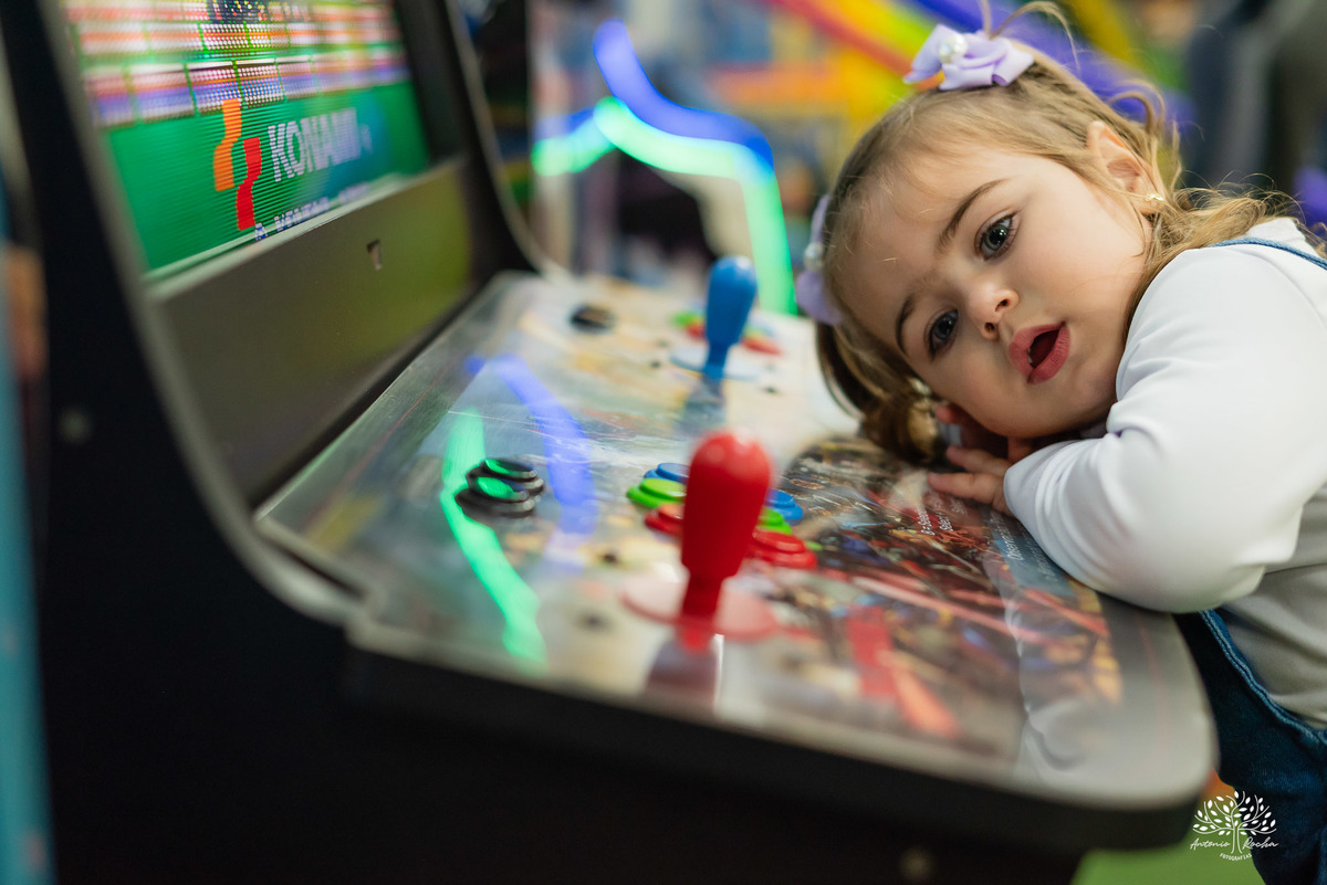 aniversário infantil - fotografia de aniversário - Antonio Rocha Fotografias - - fotografia infantil - lembranças da infância - Bolo Fofo - naninha - parabéns especial - playground - animador Tio Tatá - dança das cadeiras - fotografia de festa - Pelotas