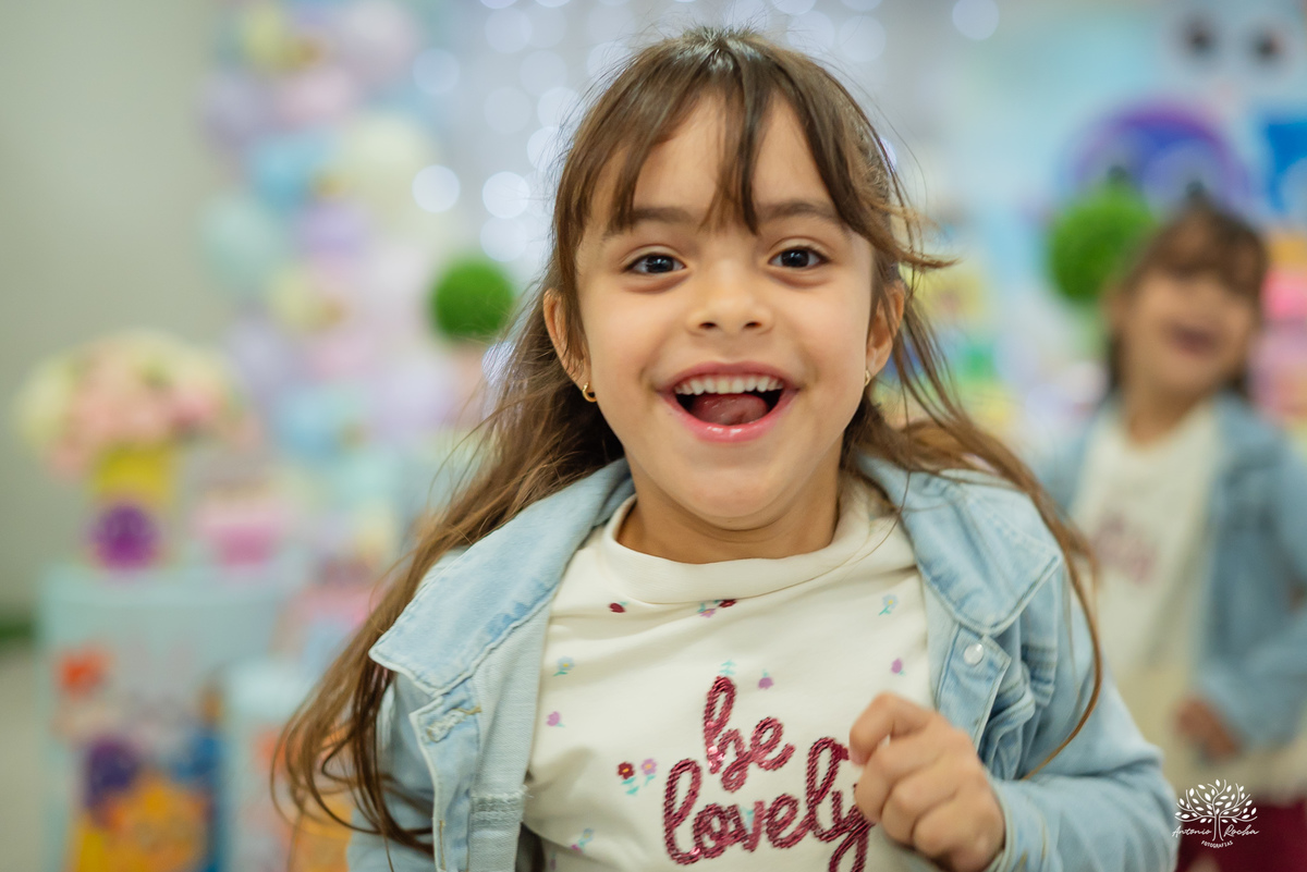 aniversário infantil - fotografia de aniversário - Antonio Rocha Fotografias - - fotografia infantil - lembranças da infância - Bolo Fofo - naninha - parabéns especial - playground - animador Tio Tatá - dança das cadeiras - fotografia de festa - Pelotas