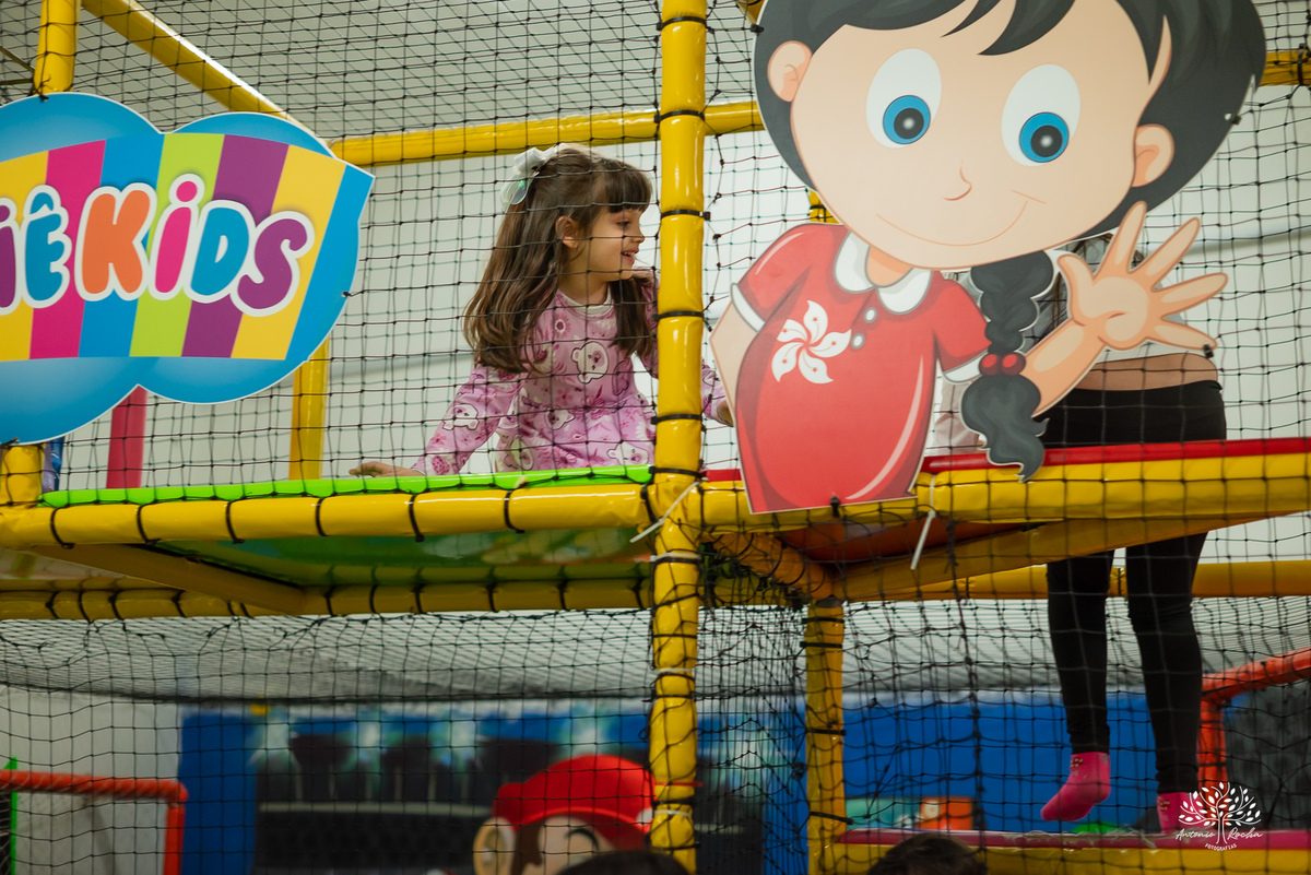 aniversário infantil - fotografia de aniversário - Antonio Rocha Fotografias - - fotografia infantil - lembranças da infância - Bolo Fofo - naninha - parabéns especial - playground - animador Tio Tatá - dança das cadeiras - fotografia de festa - Pelotas