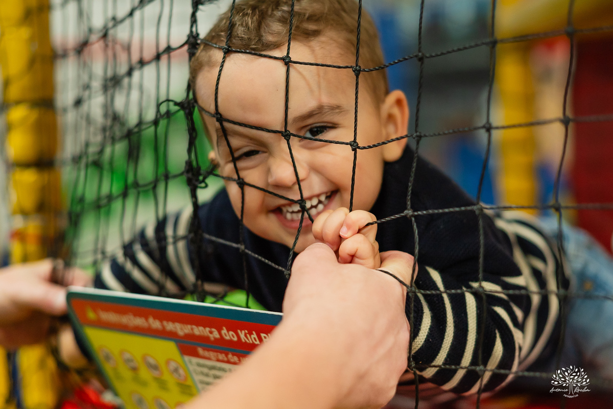 aniversário infantil - fotografia de aniversário - Antonio Rocha Fotografias - - fotografia infantil - lembranças da infância - Bolo Fofo - naninha - parabéns especial - playground - animador Tio Tatá - dança das cadeiras - fotografia de festa - Pelotas
