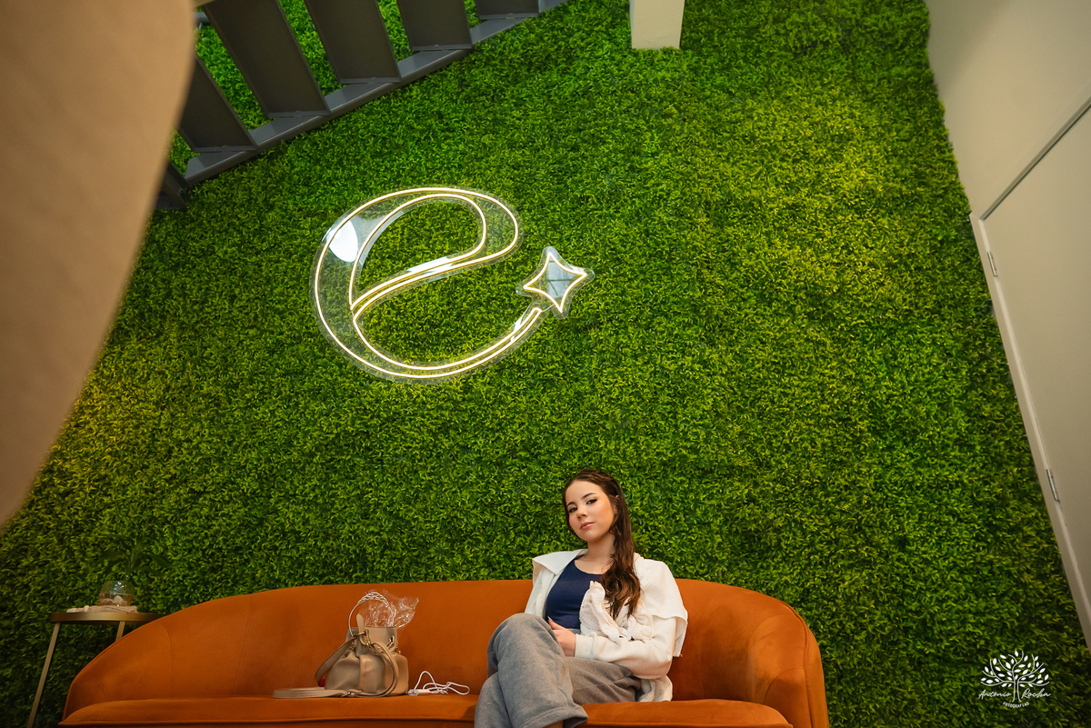 cliques 15 anos - festa de debutante - ensaio pré-festa - Quinta Dom Manuel - Essence Beauty - valsa com o pai - dança com as amigas - pista de dança - confetes coloridos - parabéns 15 anos - fotografia de debutante - Antonio Rocha Fotografias - Pelotas