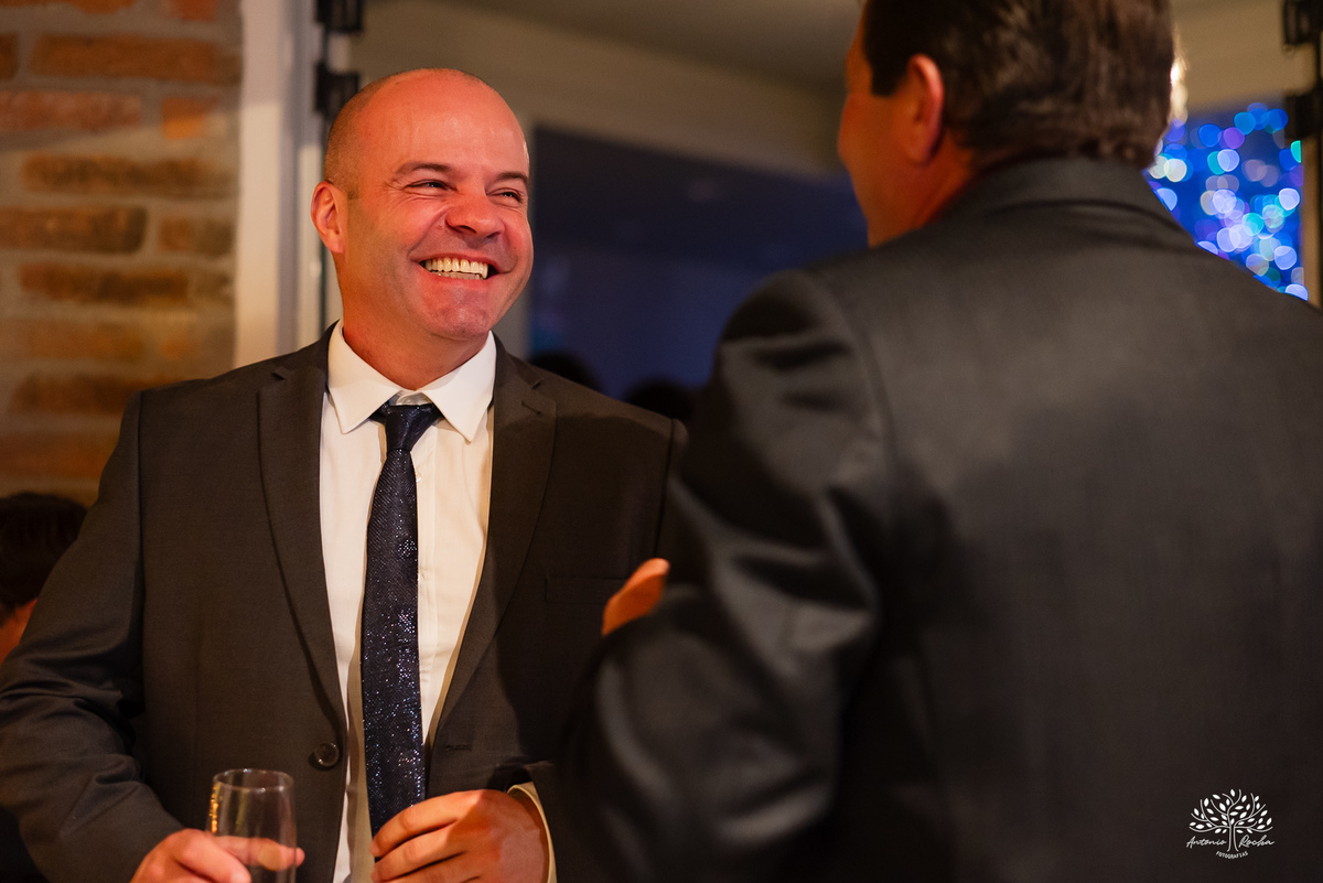 cliques 15 anos - festa de debutante - ensaio pré-festa - Quinta Dom Manuel - Essence Beauty - valsa com o pai - dança com as amigas - pista de dança - confetes coloridos - parabéns 15 anos - fotografia de debutante - Antonio Rocha Fotografias - Pelotas