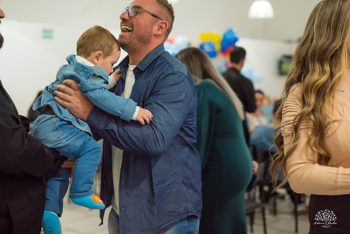 fotógrafo de aniversário infantil - festa de 1 ano - primeiro aninho - Cliff Kids - Galinha Pintadinha - fotografia infantil - fotos de aniversário - Pelotas - ensaio família - festa infantil - fotografia profissional - Antonio Rocha Fotografias - docinho