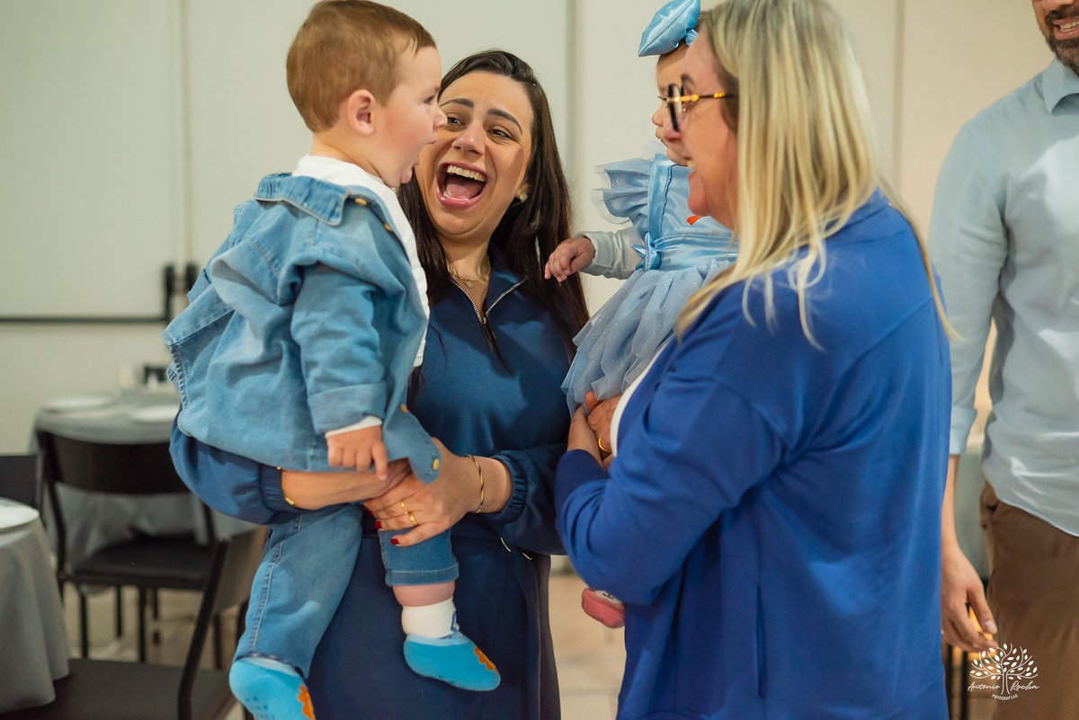 fotógrafo de aniversário infantil - festa de 1 ano - primeiro aninho - Cliff Kids - Galinha Pintadinha - fotografia infantil - fotos de aniversário - Pelotas - ensaio família - festa infantil - fotografia profissional - Antonio Rocha Fotografias - docinho