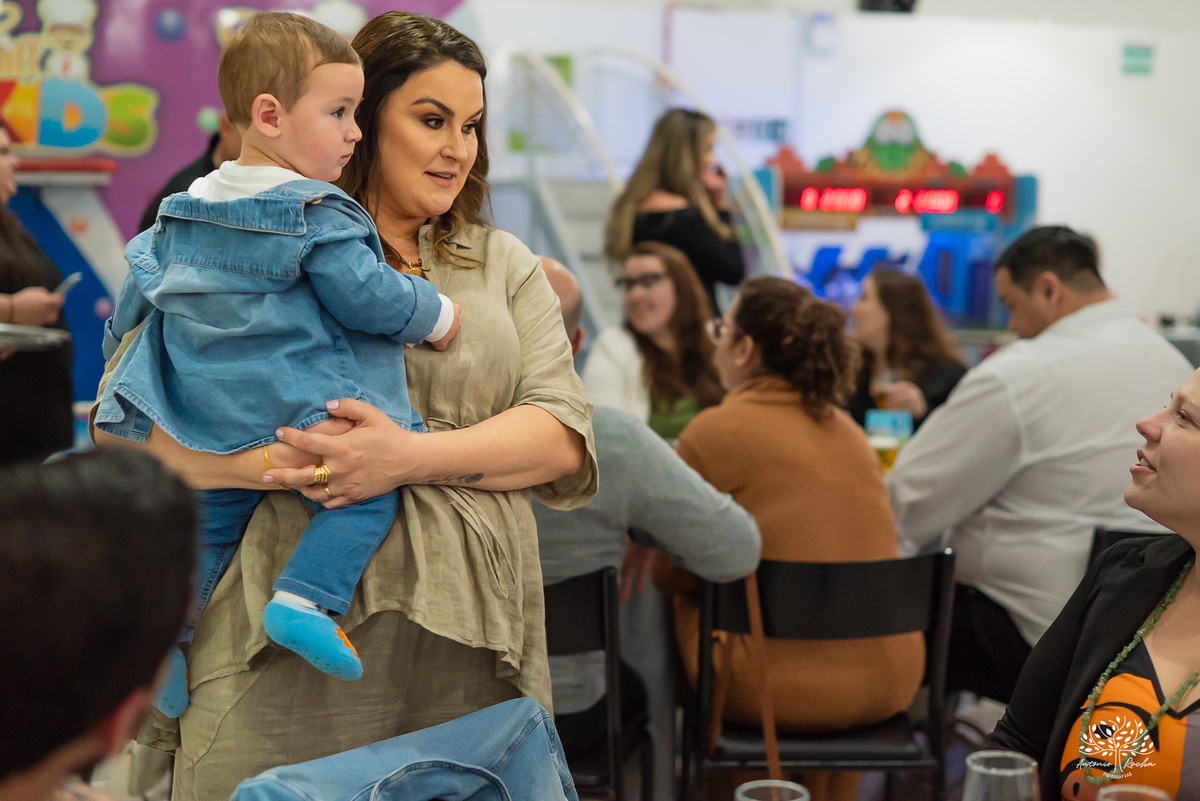 fotógrafo de aniversário infantil - festa de 1 ano - primeiro aninho - Cliff Kids - Galinha Pintadinha - fotografia infantil - fotos de aniversário - Pelotas - ensaio família - festa infantil - fotografia profissional - Antonio Rocha Fotografias - docinho