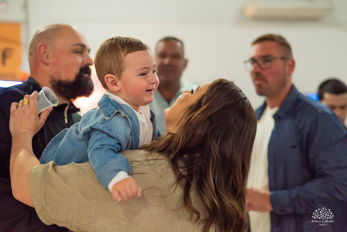 fotógrafo de aniversário infantil - festa de 1 ano - primeiro aninho - Cliff Kids - Galinha Pintadinha - fotografia infantil - fotos de aniversário - Pelotas - ensaio família - festa infantil - fotografia profissional - Antonio Rocha Fotografias - docinho