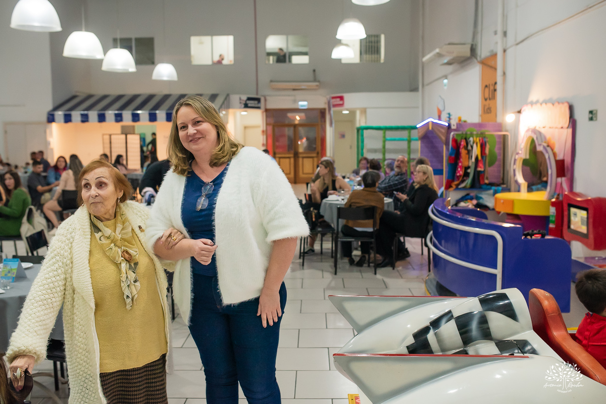 fotógrafo de aniversário infantil - festa de 1 ano - primeiro aninho - Cliff Kids - Galinha Pintadinha - fotografia infantil - fotos de aniversário - Pelotas - ensaio família - festa infantil - fotografia profissional - Antonio Rocha Fotografias - docinho