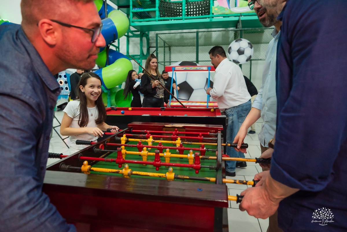 fotógrafo de aniversário infantil - festa de 1 ano - primeiro aninho - Cliff Kids - Galinha Pintadinha - fotografia infantil - fotos de aniversário - Pelotas - ensaio família - festa infantil - fotografia profissional - Antonio Rocha Fotografias - docinho