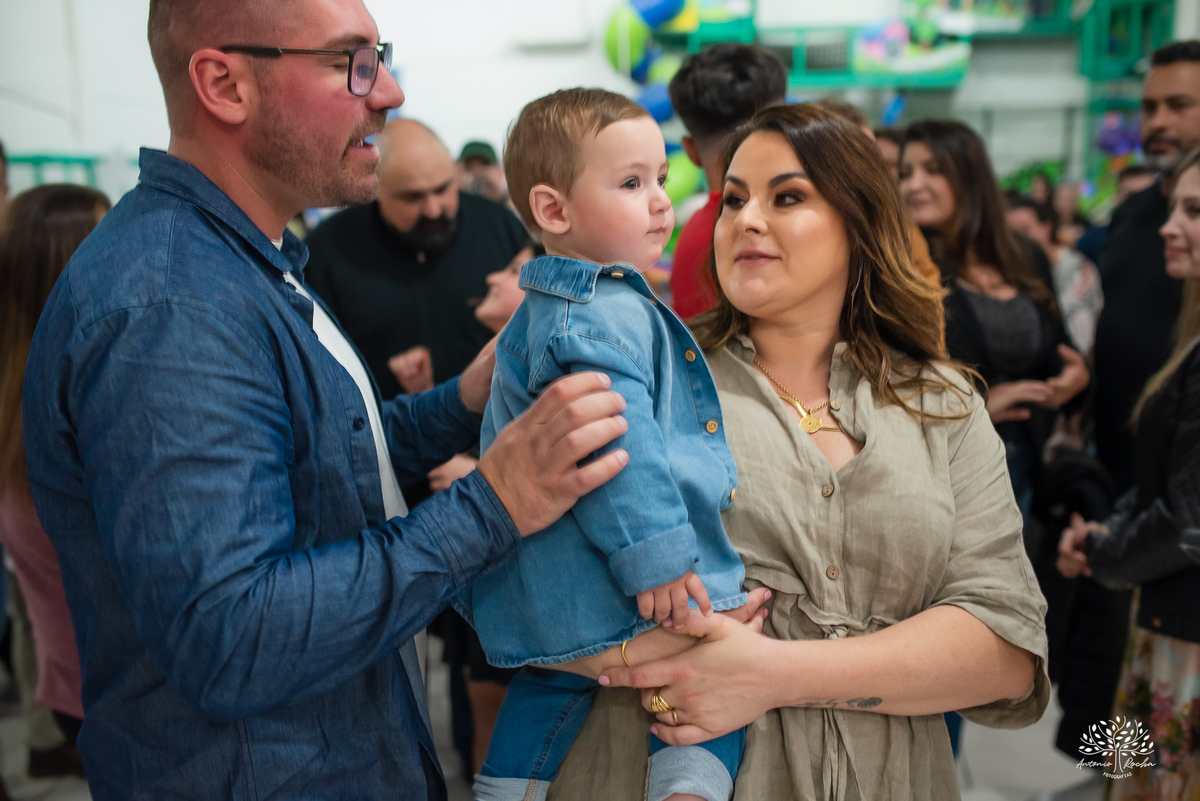 fotógrafo de aniversário infantil - festa de 1 ano - primeiro aninho - Cliff Kids - Galinha Pintadinha - fotografia infantil - fotos de aniversário - Pelotas - ensaio família - festa infantil - fotografia profissional - Antonio Rocha Fotografias - docinho