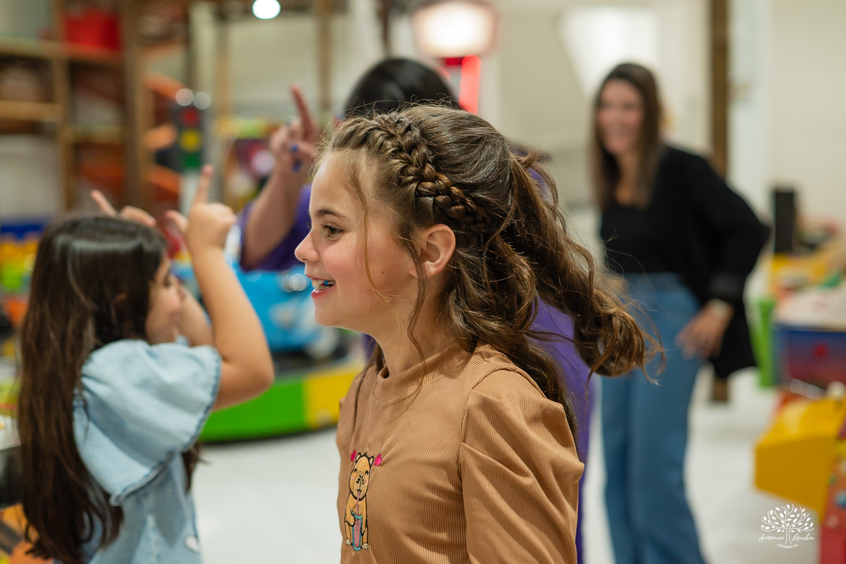aniversário infantil - fotografia de festa - fotografia espontânea – Show do parabéns - tirolesa - barco vick - torre de aventuras - fotografia de crianças - lembranças de família - festa tema capivara - Pelotas - Antonio Rocha Fotografias - tio guigui