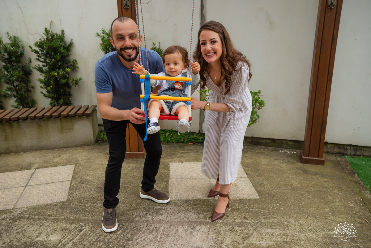 fotógrafo de aniversário infantil - aniversário de 1 ano - fotografia de família - festa de aniversário - fotógrafo em Pelotas - ensaio infantil - festa de um aninho - fotógrafo de crianças - aniversário em condomínio - Antonio Rocha Fotografias - Aviador