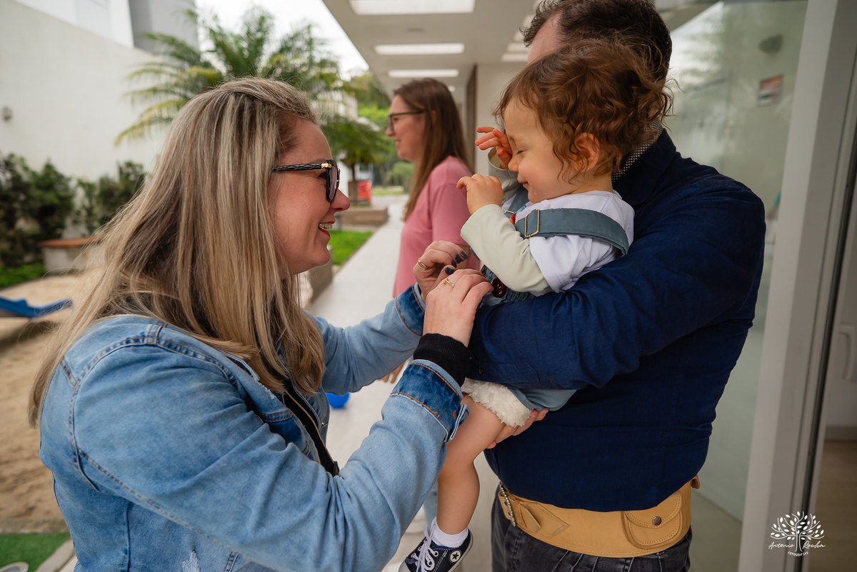 fotógrafo de aniversário infantil - aniversário de 1 ano - fotografia de família - festa de aniversário - fotógrafo em Pelotas - ensaio infantil - festa de um aninho - fotógrafo de crianças - aniversário em condomínio - Antonio Rocha Fotografias - Aviador
