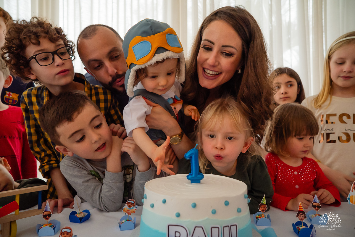 fotógrafo de aniversário infantil - aniversário de 1 ano - fotografia de família - festa de aniversário - fotógrafo em Pelotas - ensaio infantil - festa de um aninho - fotógrafo de crianças - aniversário em condomínio - Antonio Rocha Fotografias - Aviador