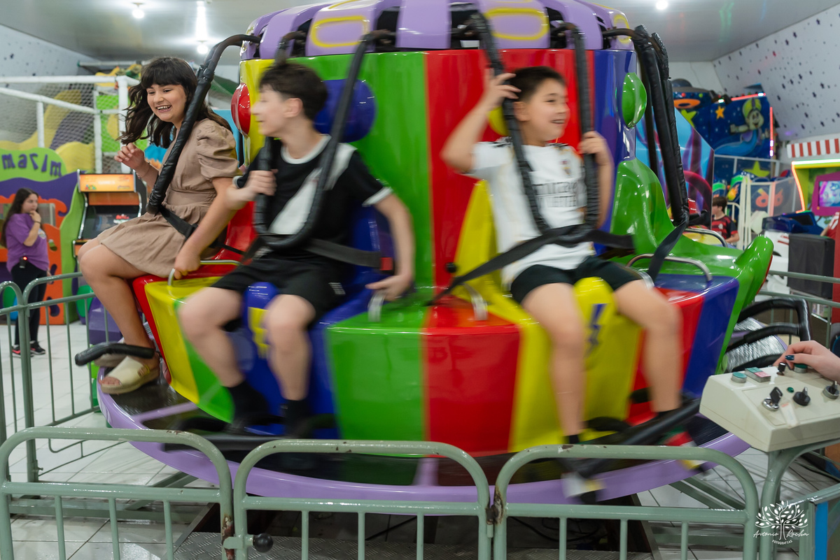 fotografia infantil - festa dupla - aniversário infantil - fotógrafo em Pelotas - Antonio Rocha Fotografias - ensaio infantil - festa temática - Stitch - futebol - Meu Herói - Leão - Angel - Grêmio - Quadra de Futebol - Pintura Facial - Arte Riso - irmãos