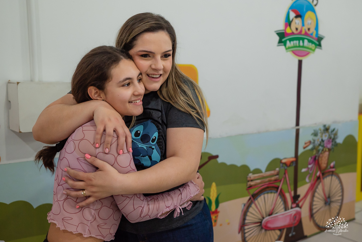 fotografia infantil - festa dupla - aniversário infantil - fotógrafo em Pelotas - Antonio Rocha Fotografias - ensaio infantil - festa temática - Stitch - futebol - Meu Herói - Leão - Angel - Grêmio - Quadra de Futebol - Pintura Facial - Arte Riso - irmãos