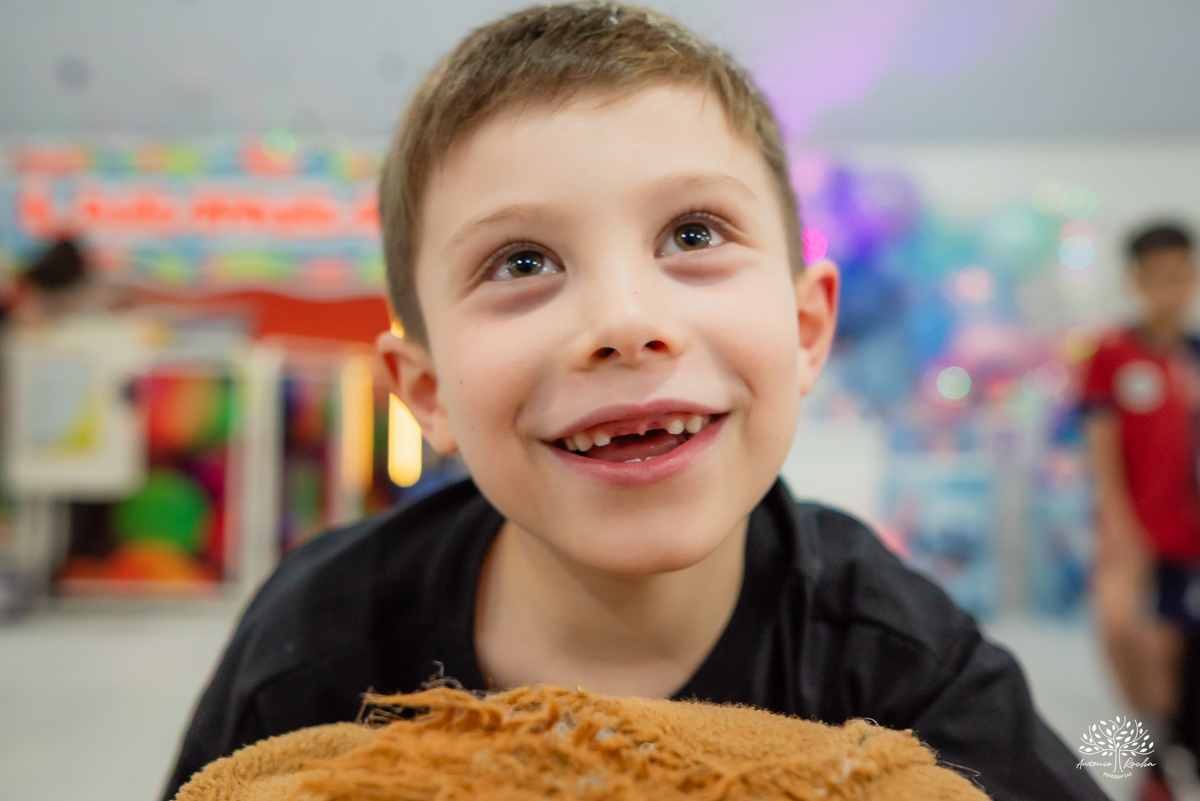 fotografia infantil - festa dupla - aniversário infantil - fotógrafo em Pelotas - Antonio Rocha Fotografias - ensaio infantil - festa temática - Stitch - futebol - Meu Herói - Leão - Angel - Grêmio - Quadra de Futebol - Pintura Facial - Arte Riso - irmãos