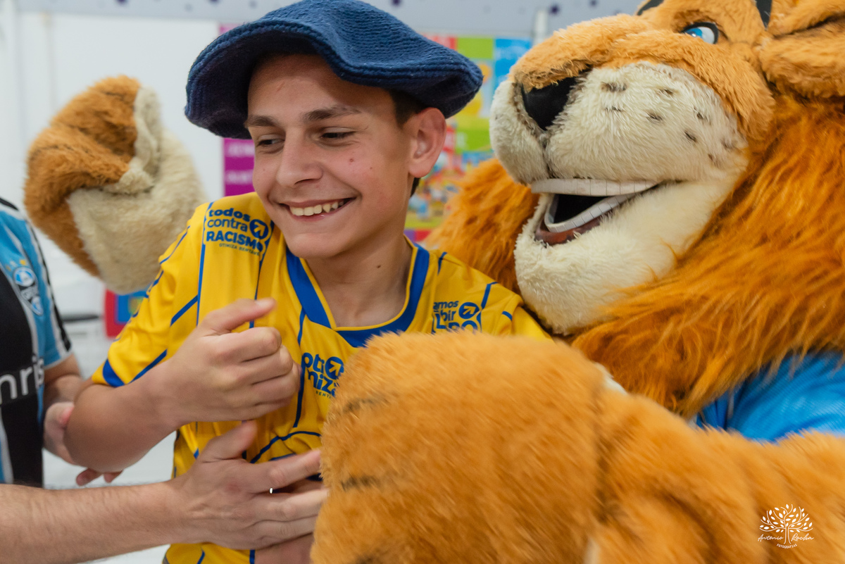 fotografia infantil - festa dupla - aniversário infantil - fotógrafo em Pelotas - Antonio Rocha Fotografias - ensaio infantil - festa temática - Stitch - futebol - Meu Herói - Leão - Angel - Grêmio - Quadra de Futebol - Pintura Facial - Arte Riso - irmãos